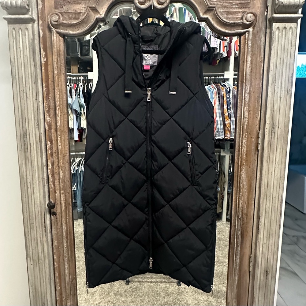 Vince Camuto Black Quilted Hooded Vest